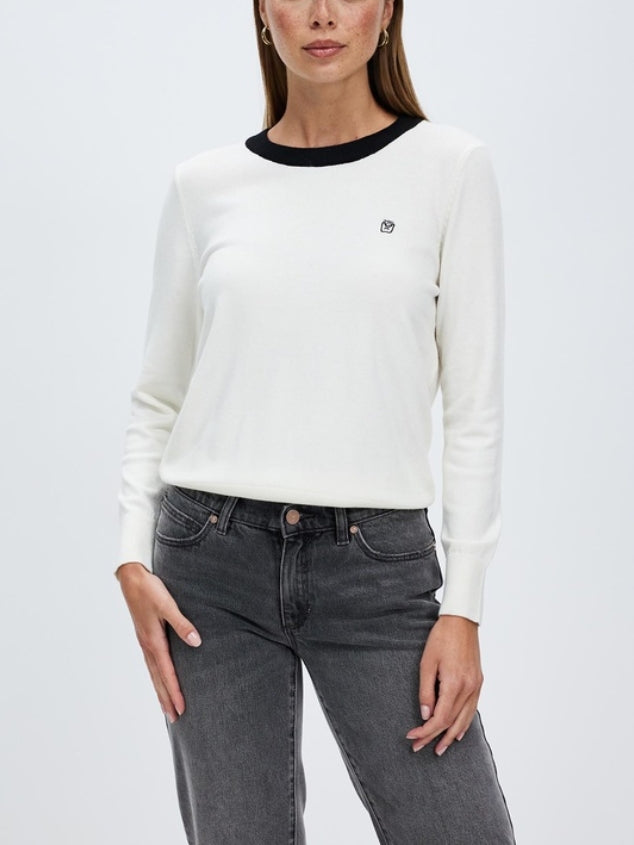 Solid wool loose and comfortable top for women