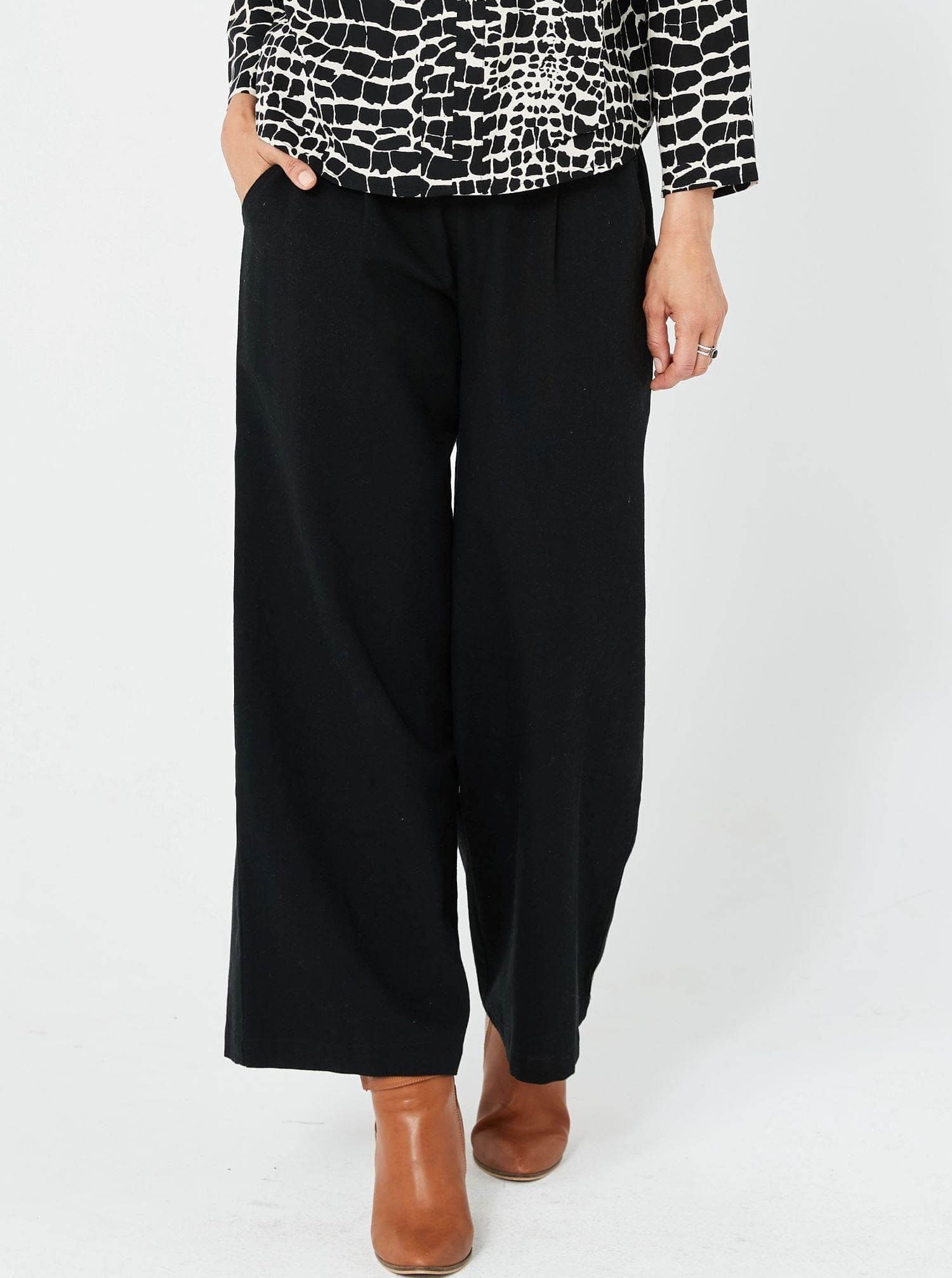 KAJA Clothing Cotton Black Wide Leg Casual Pants for Women